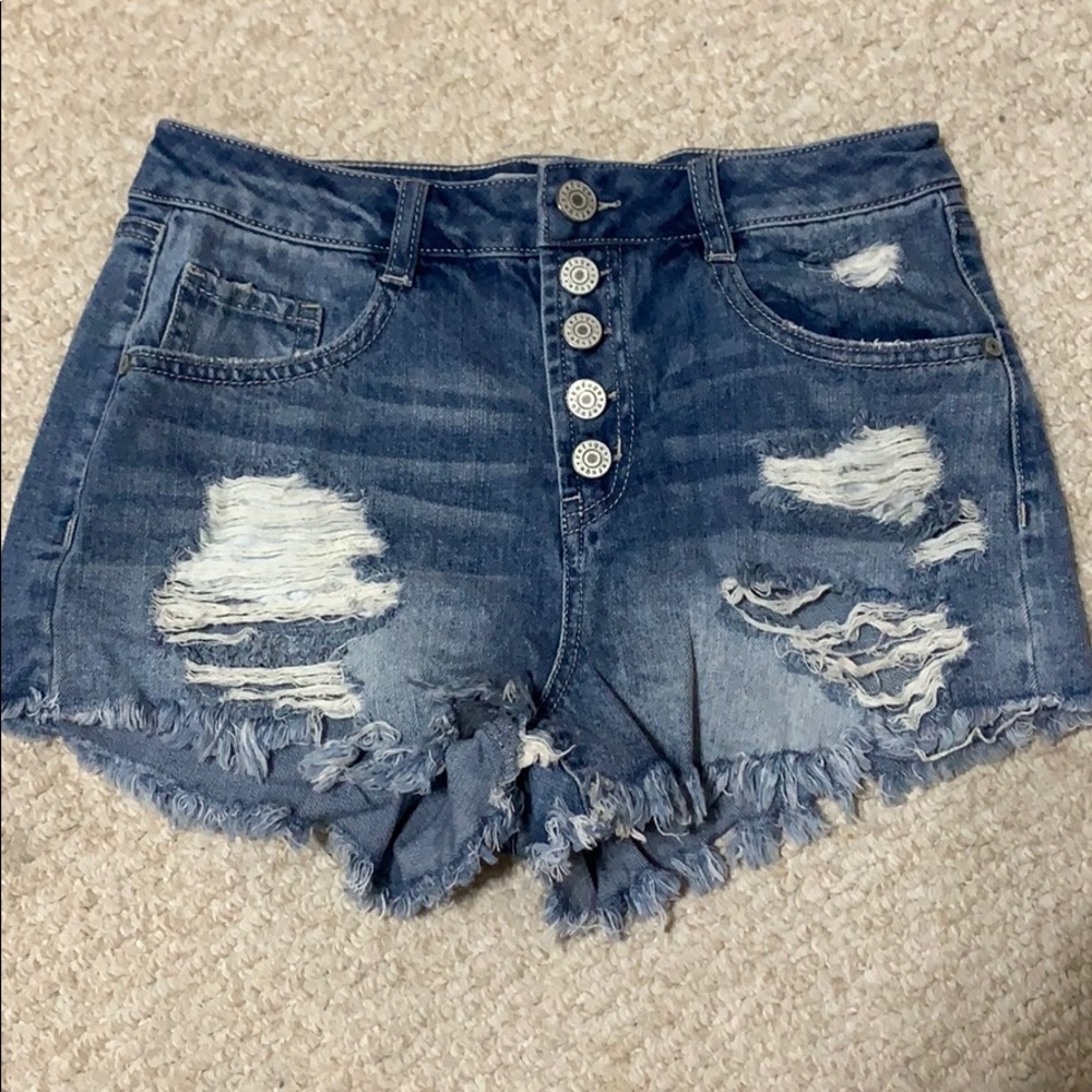 High waist distressed shorts